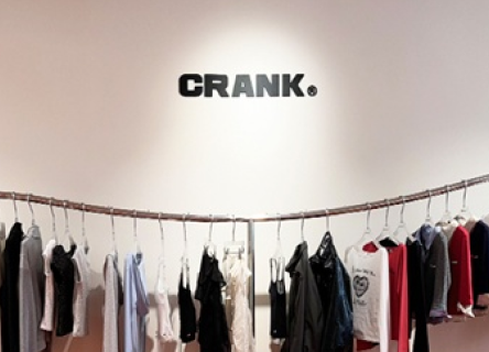 크랭크(CRANK), 자사몰과 쇼룸을 한 결로 잇는 온오프 멤버십